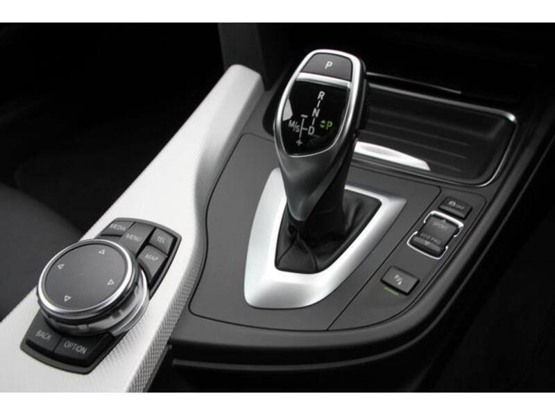 4 SERIES