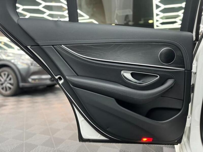 E-CLASS