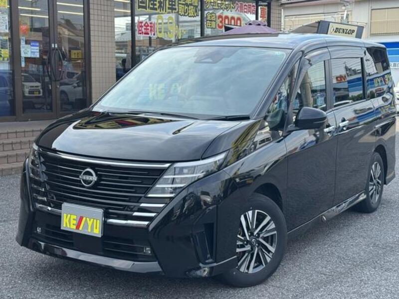 NISSAN SERENA