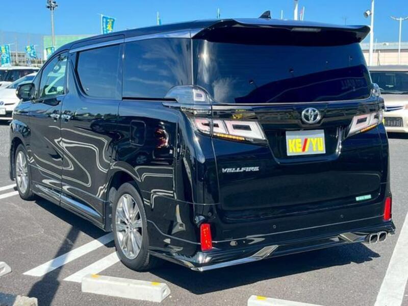 VELLFIRE