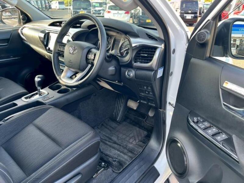 HILUX