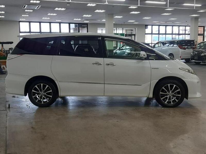 ESTIMA HYBRID