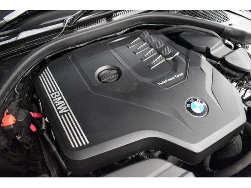 4 SERIES