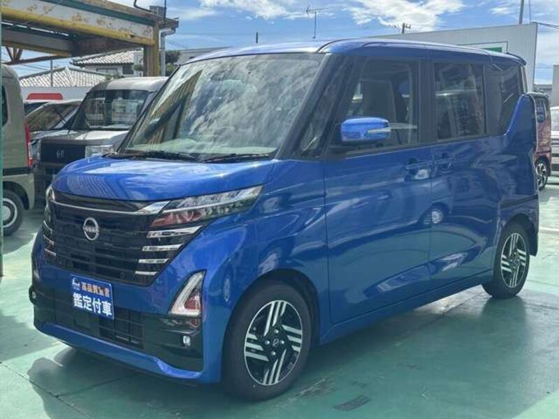 NISSAN ROOX