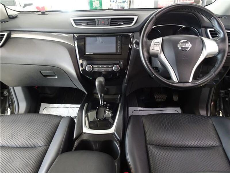 X-TRAIL