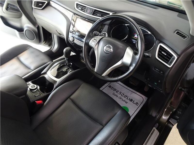 X-TRAIL