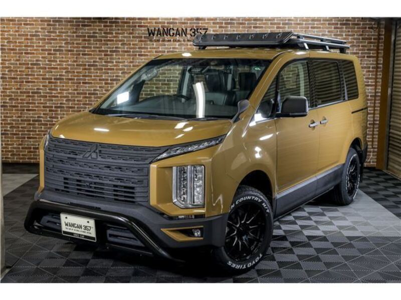 MITSUBISHI DELICA D5