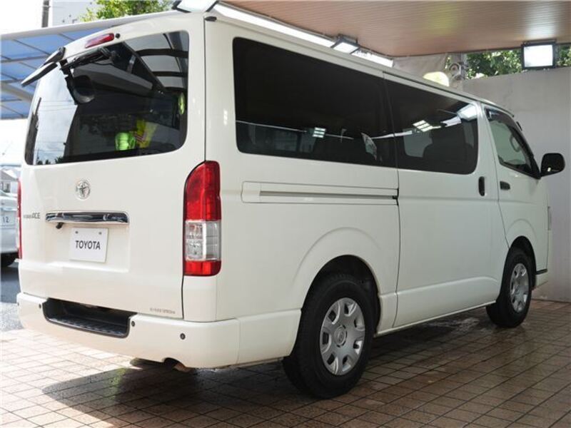 HIACE