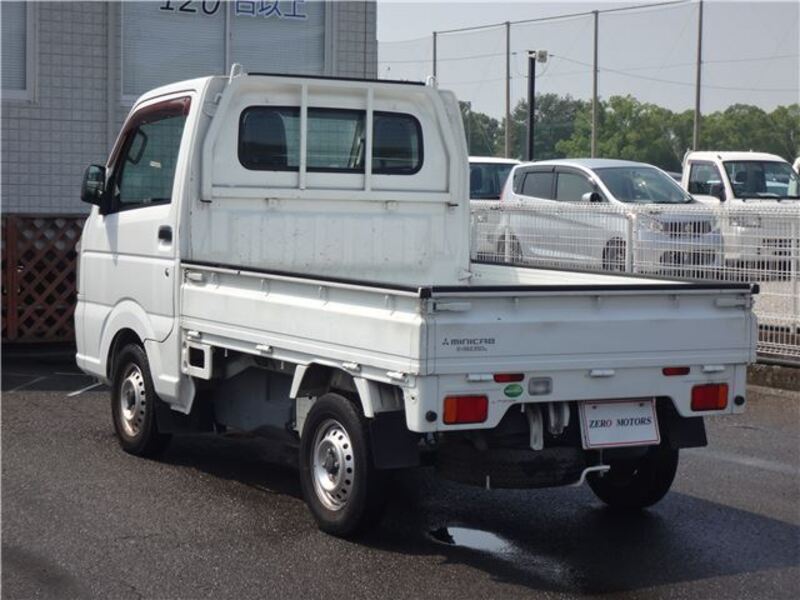 MINICAB TRUCK