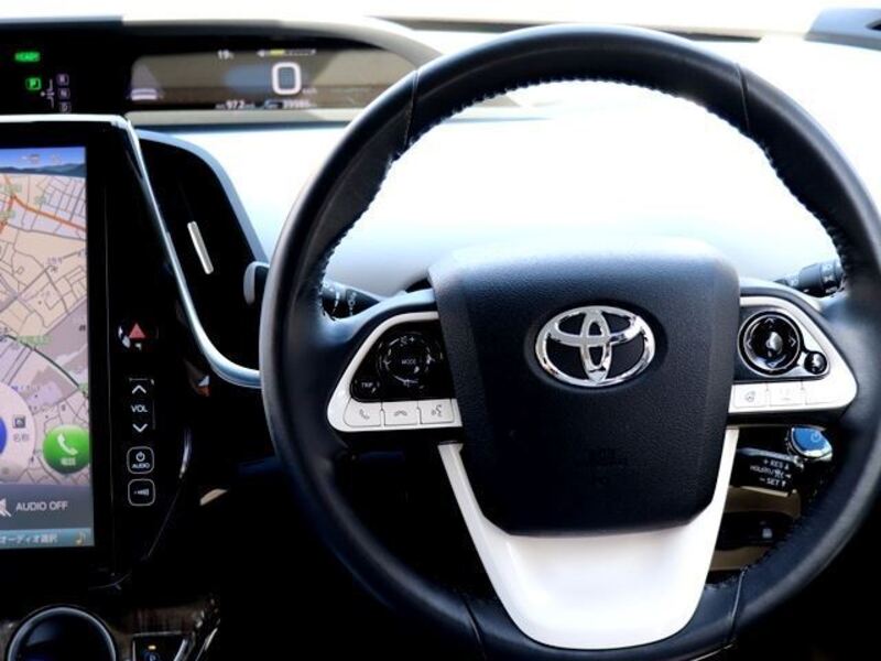 PRIUS PHV