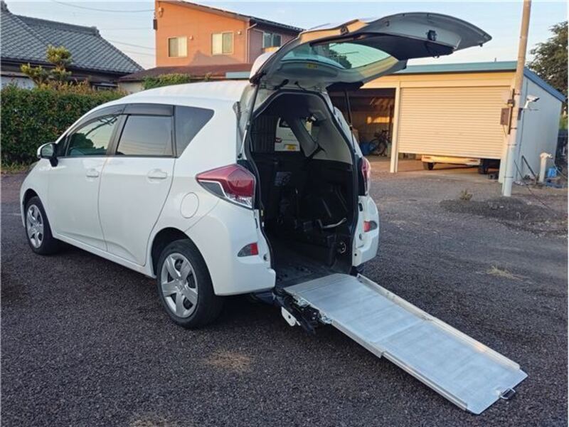 TOYOTA RACTIS