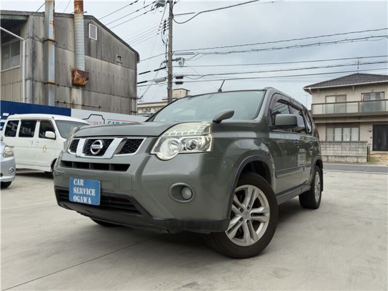 X-TRAIL-0