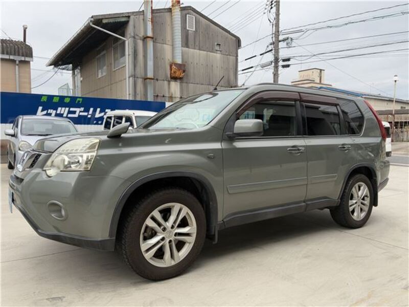 X-TRAIL