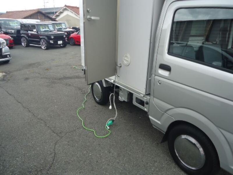 CARRY TRUCK