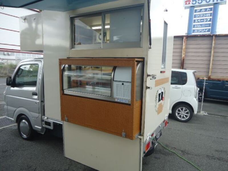 CARRY TRUCK