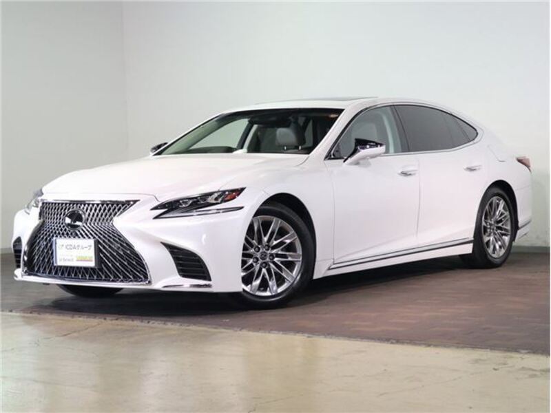 LEXUS LS
