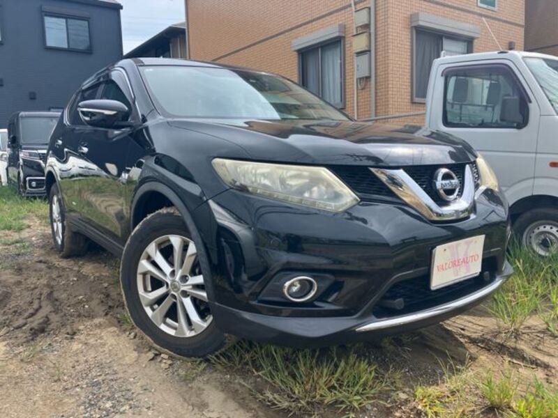 X-TRAIL