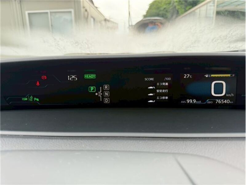 PRIUS PHV