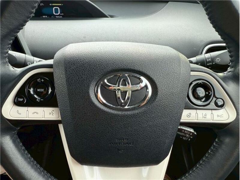 PRIUS PHV