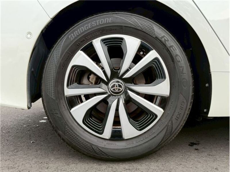 PRIUS PHV