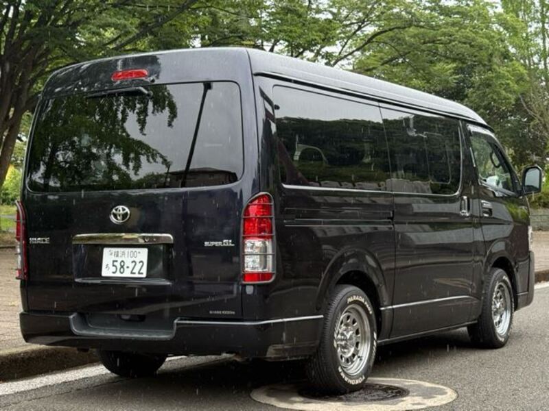 HIACE VAN