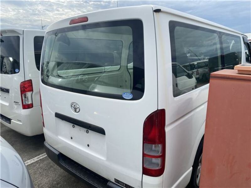 HIACE VAN