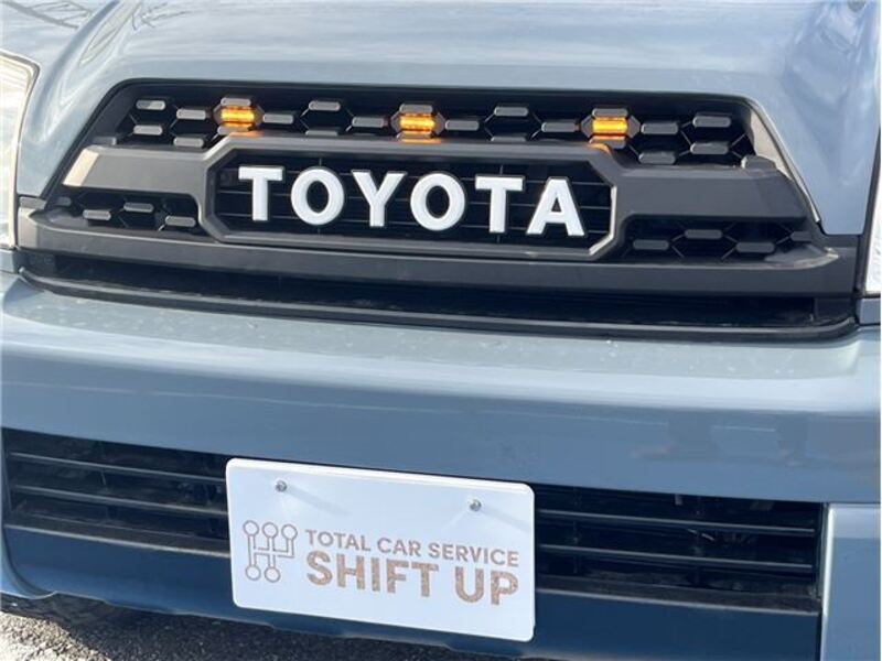 HILUX SURF