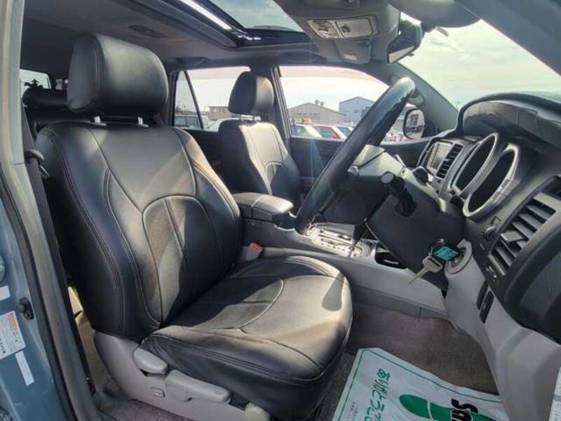 HILUX SURF