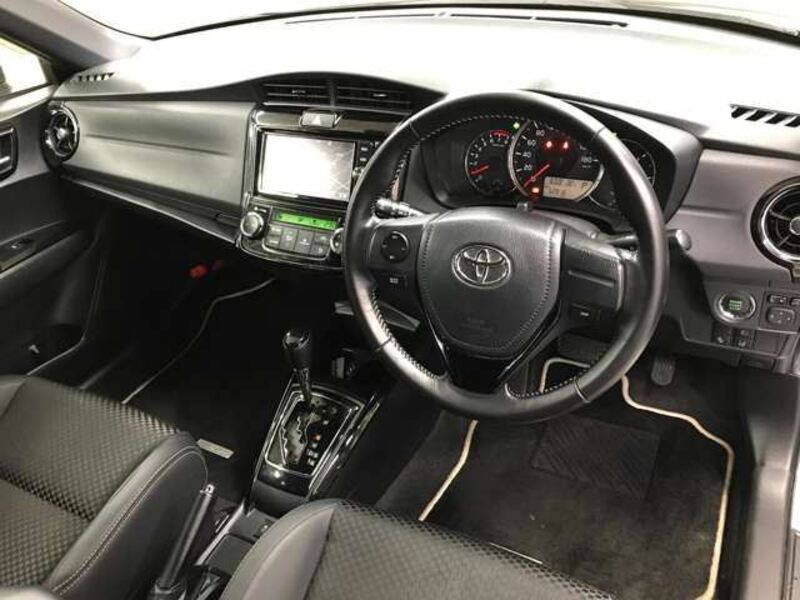 COROLLA FIELDER