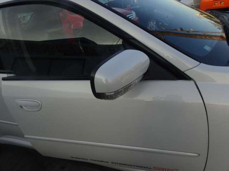 LEGACY B4