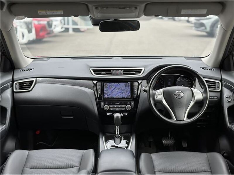 X-TRAIL