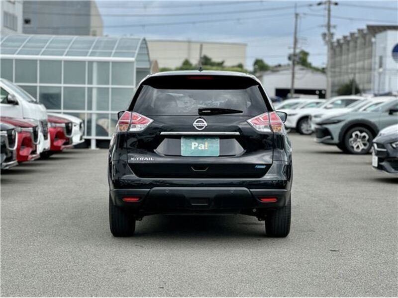 X-TRAIL