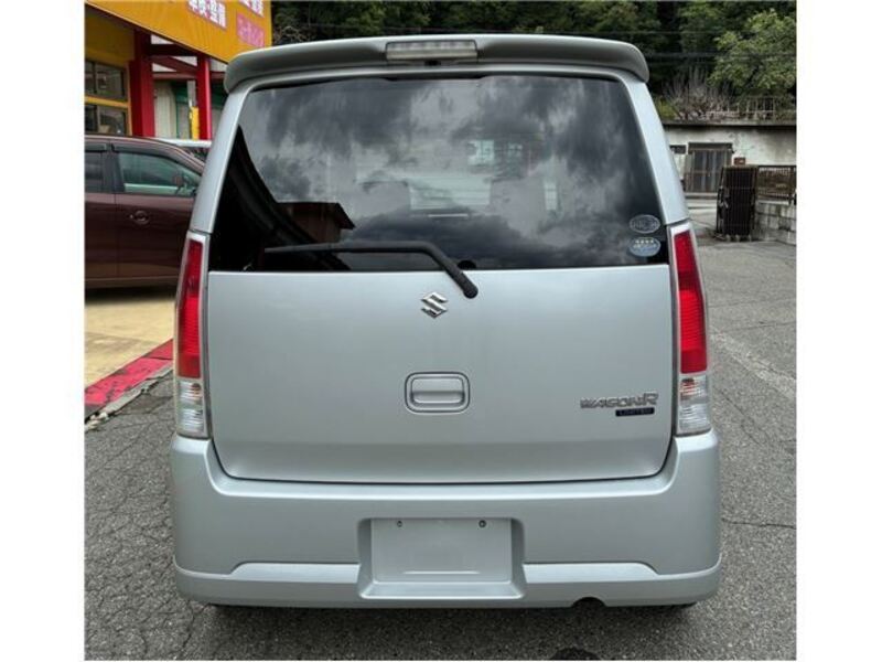 WAGON R