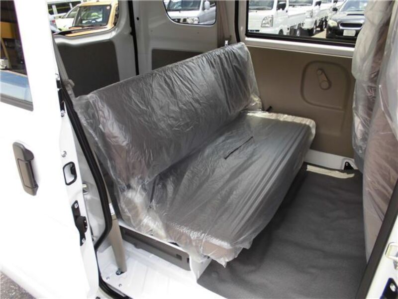 CLIPPER VAN