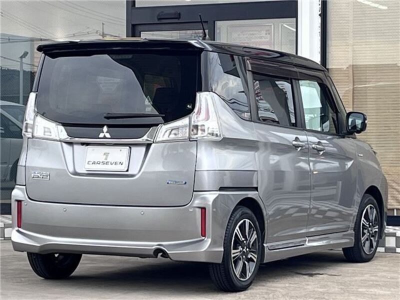 DELICA D2