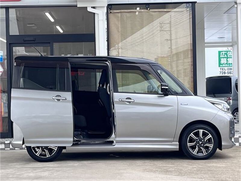 DELICA D2