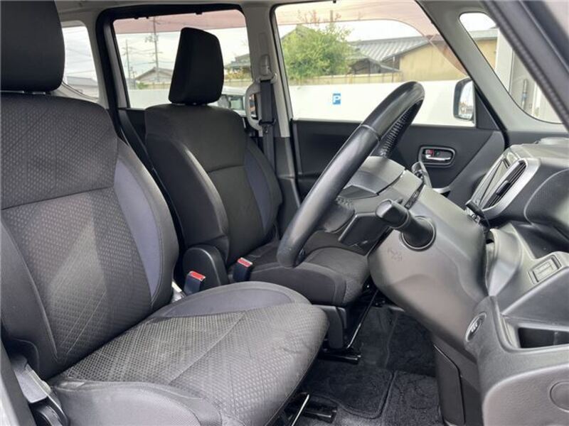DELICA D2