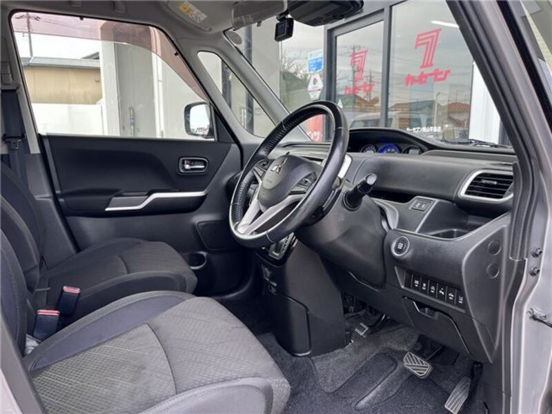 DELICA D2