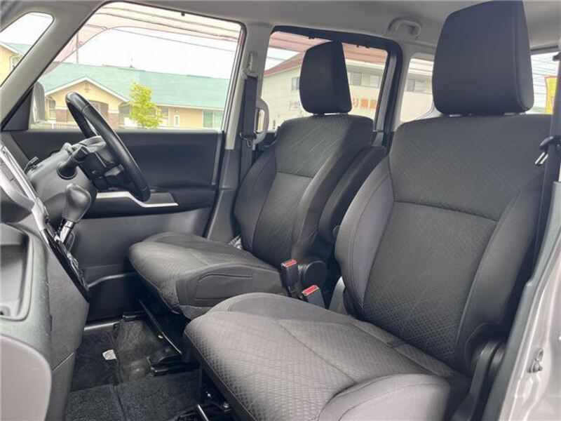 DELICA D2