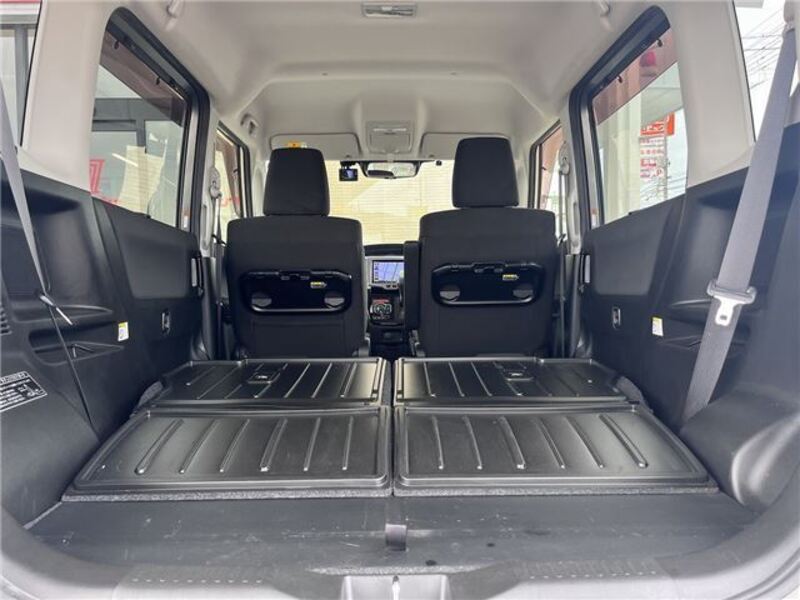 DELICA D2