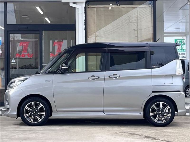 DELICA D2