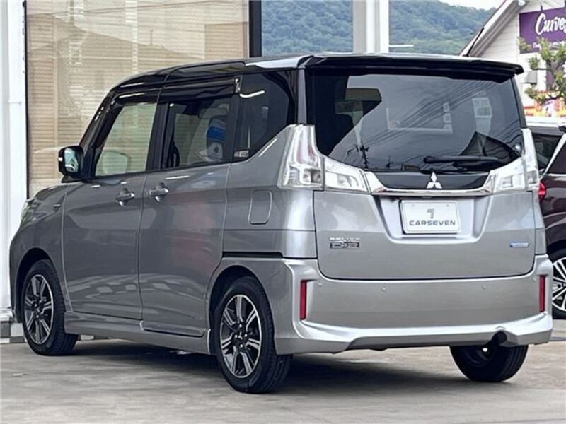 DELICA D2
