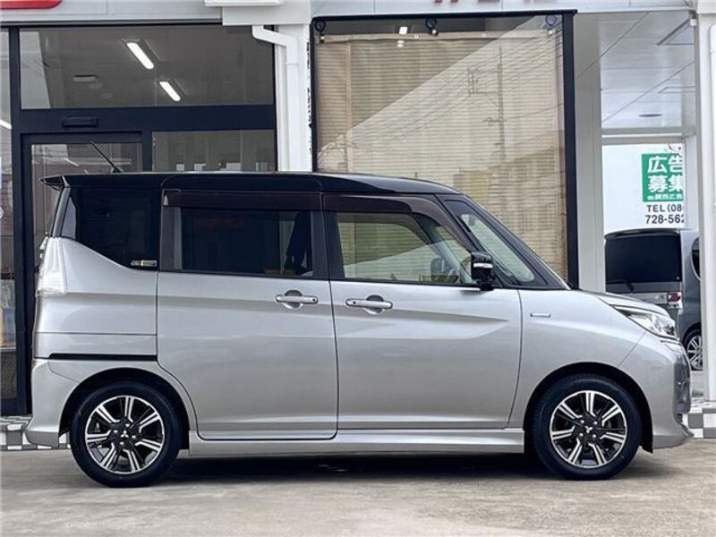 DELICA D2