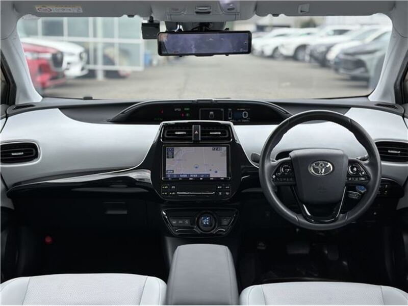 PRIUS PHV