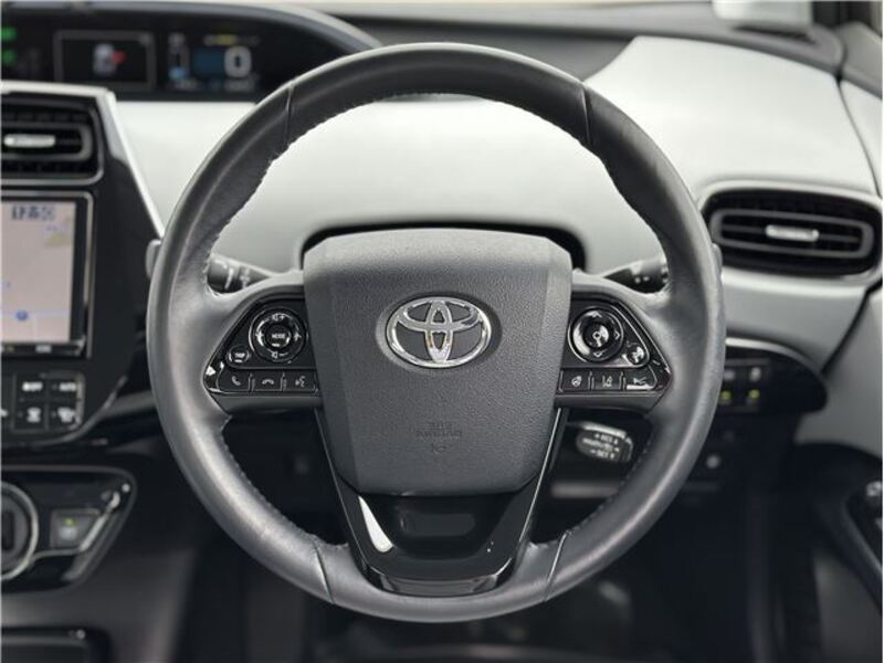PRIUS PHV