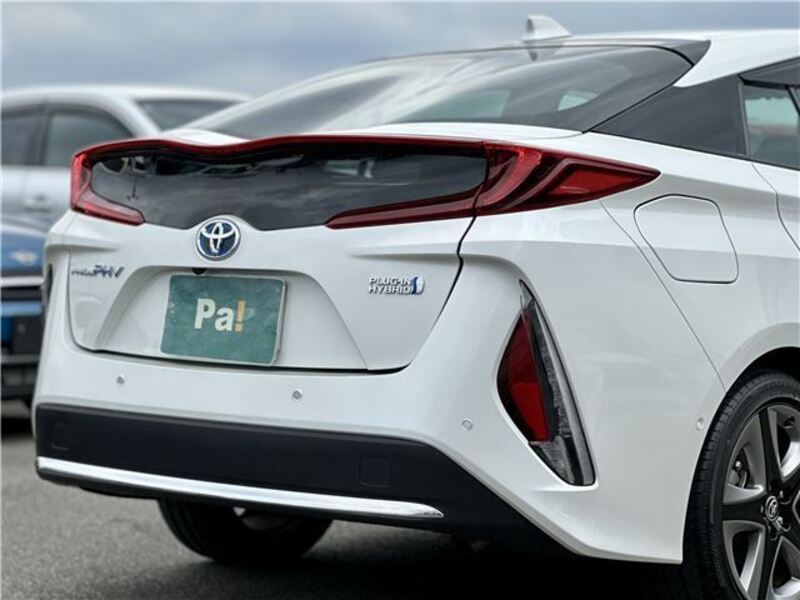 PRIUS PHV