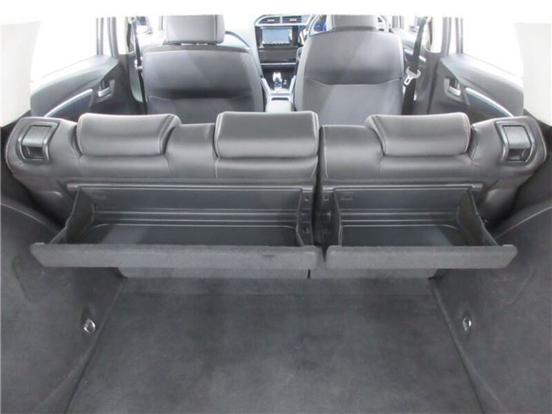 SHUTTLE