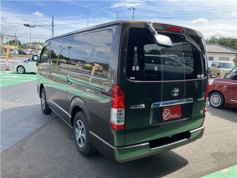 HIACE