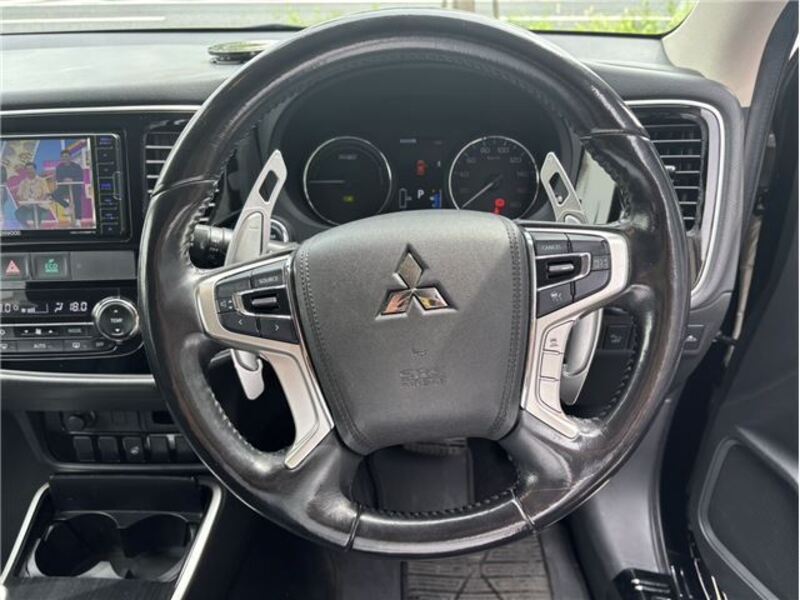 OUTLANDER PHEV