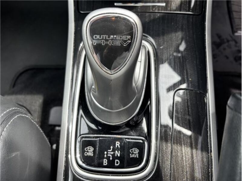 OUTLANDER PHEV